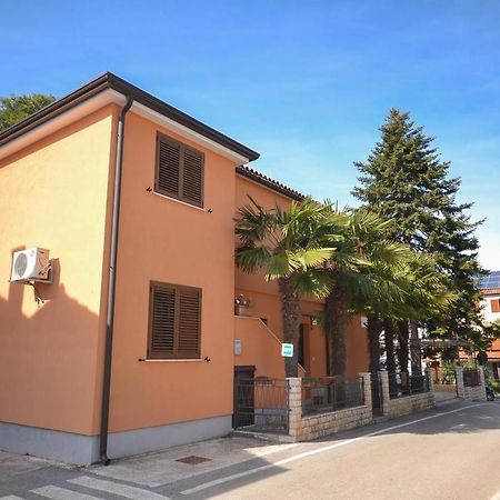Lili Leilighet Novigrad Istria Eksteriør bilde